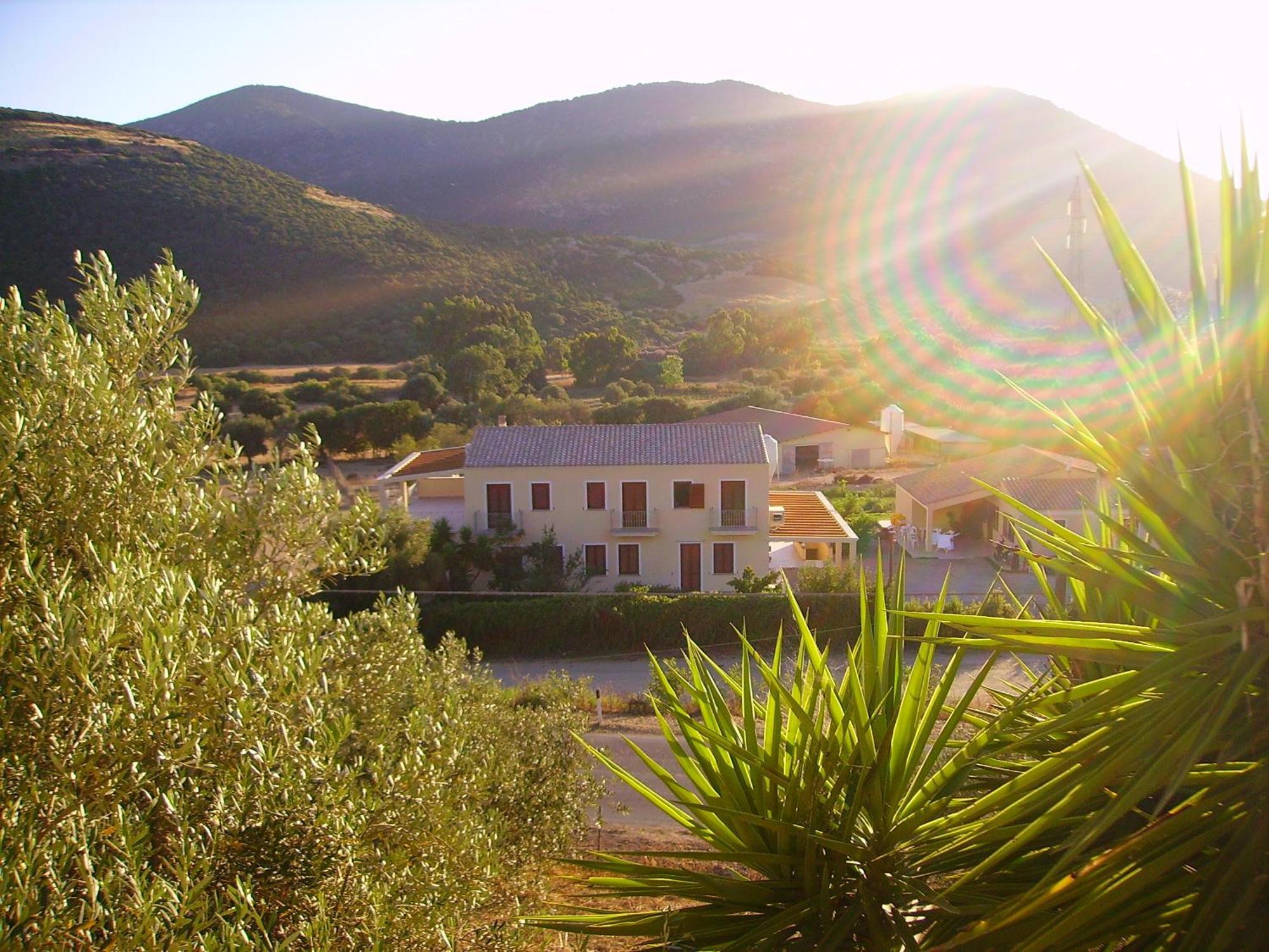 Agriturismo La Grotta Del Tesoro Santadi Zewnętrze zdjęcie
